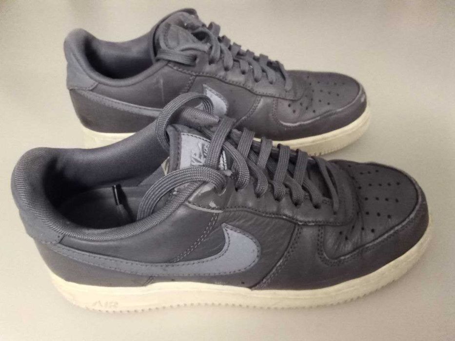 Обувки Nike Air Force 1 Premium Leather 40.5 EU 25.5 cm 7.5 US 6.5 UK