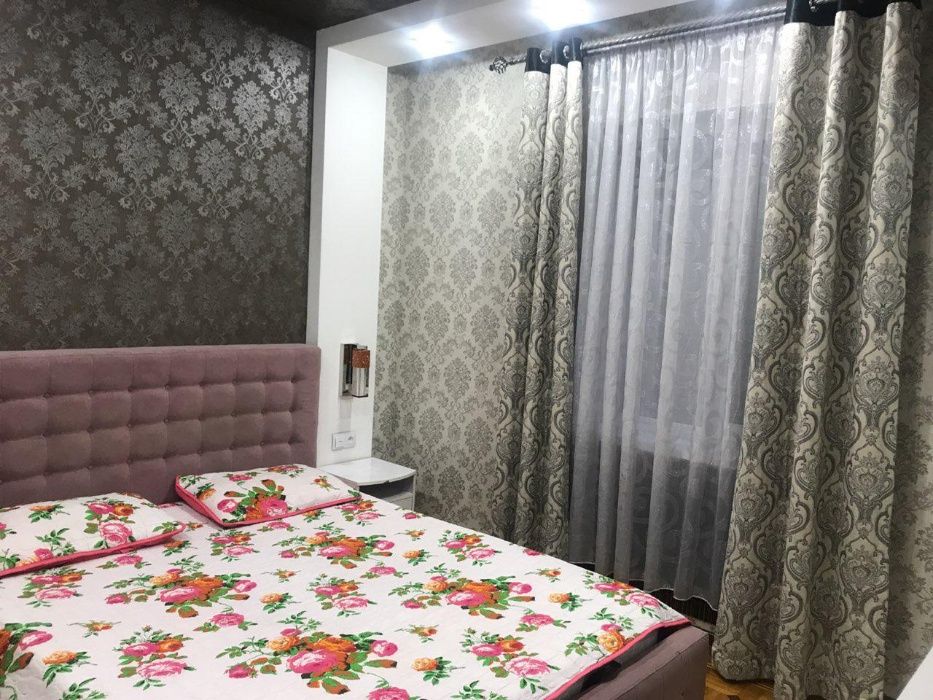 Срочно сдаётся 4х комнатная квартира в центре города ул Нукусская