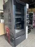 Automat vending vitrina automata snak sucuri si dulciuri