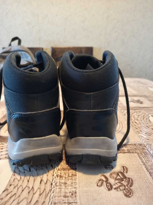 Детски боти за зимата за момче