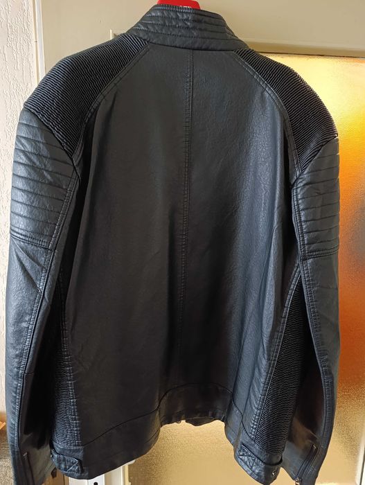 Кожено яке чисто ново ХХХЛ