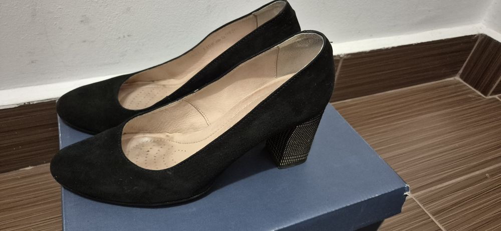 Vand pantofi eleganti Enzo Bertini