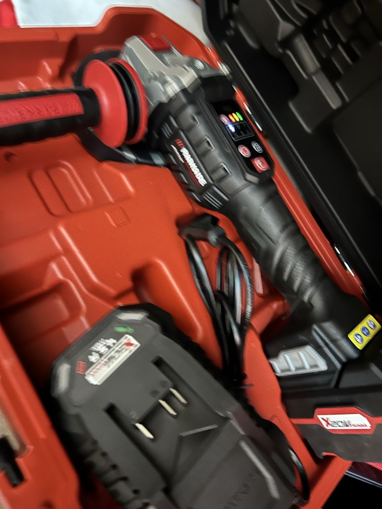 Circular flex de 20v cu acumulator 4 amp  TRANSPORT gratis luna asta d