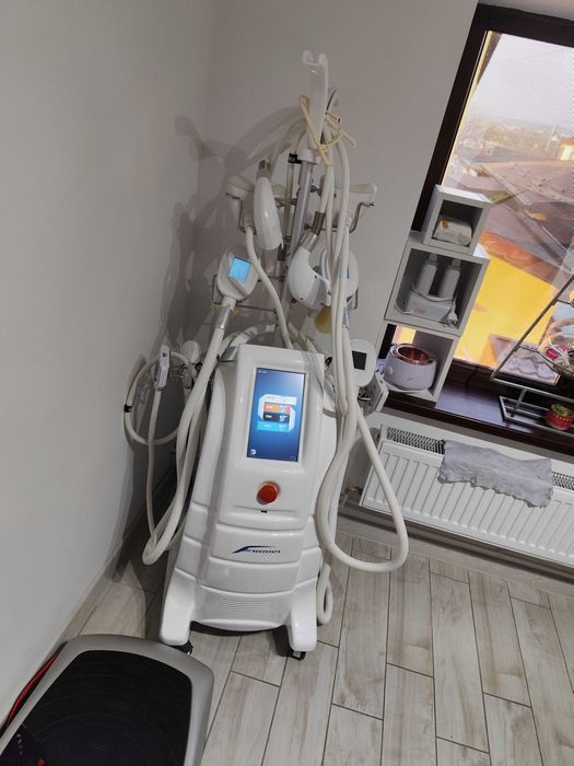 Super Ocazie Aparat Criolipoliza puternic 7 capete ca Nou