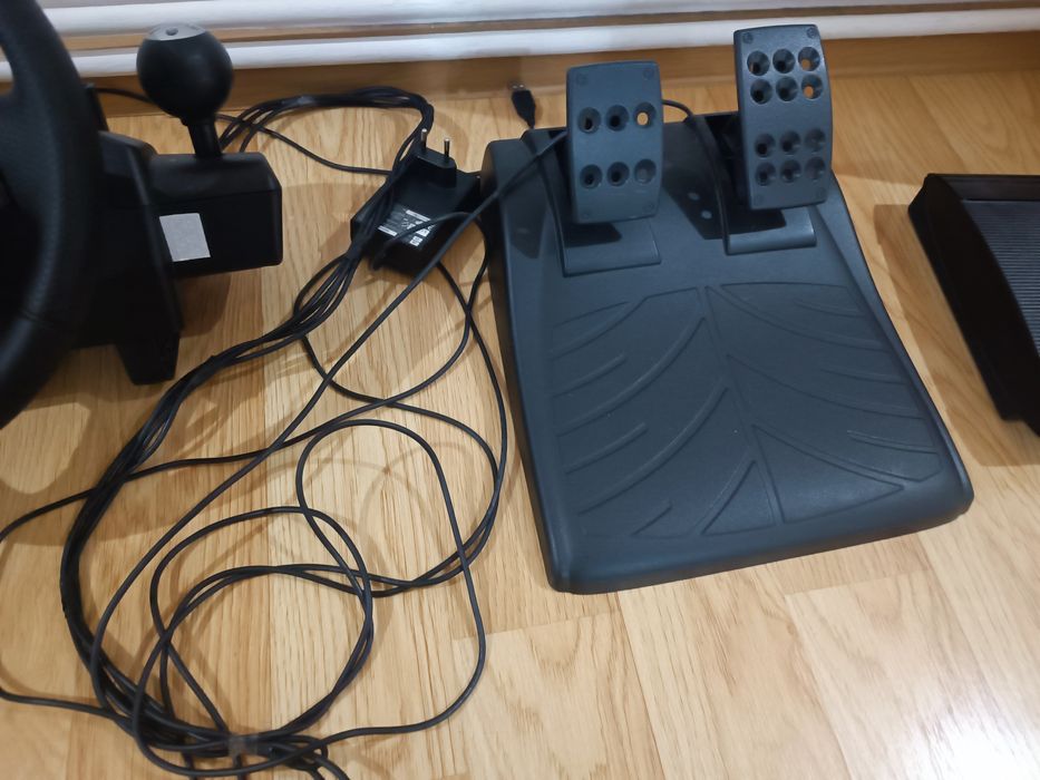 PlayStation 3  volan și multe jocuri