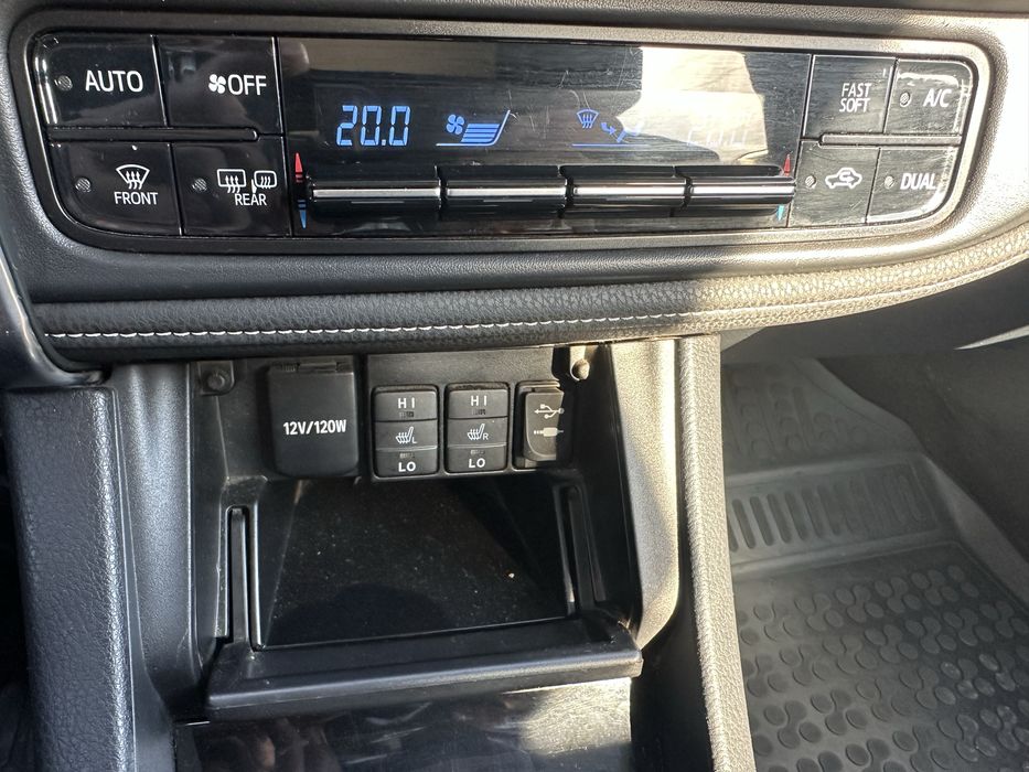 Продавам Toyota Corolla 1.4d4d