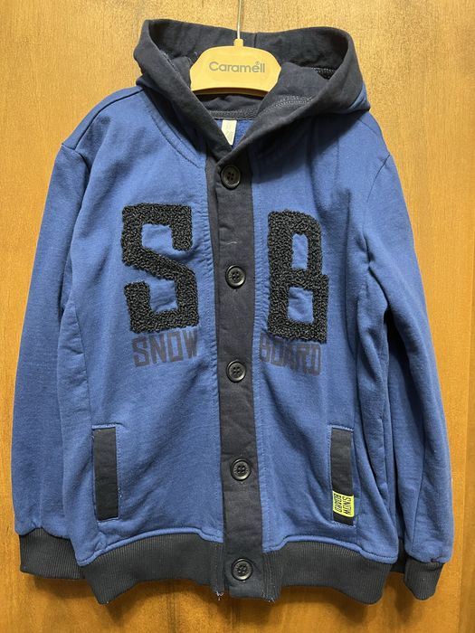 Продам детскую кофту с капюшоном