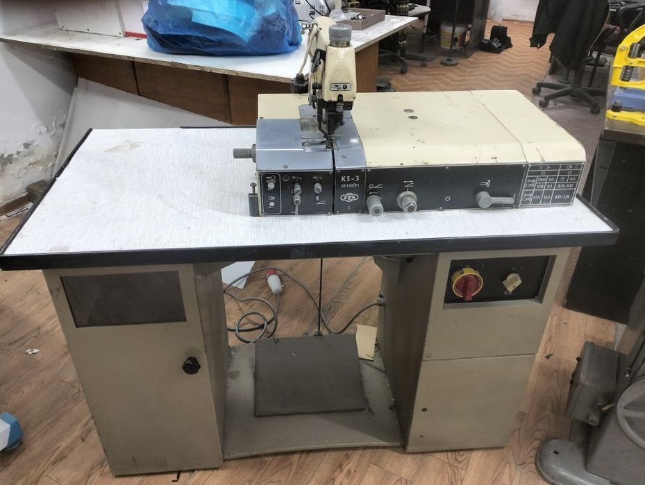 Продам промышленную  фальцовочную машину