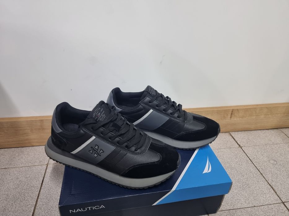 Мъжки маратонки 43