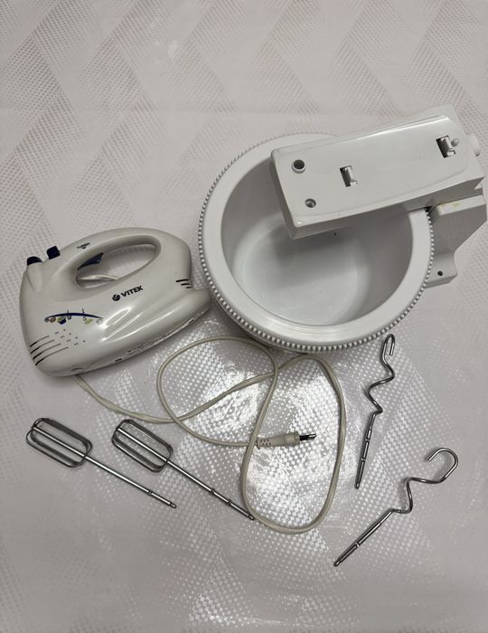 Продам миксер в хорошеем состоянии