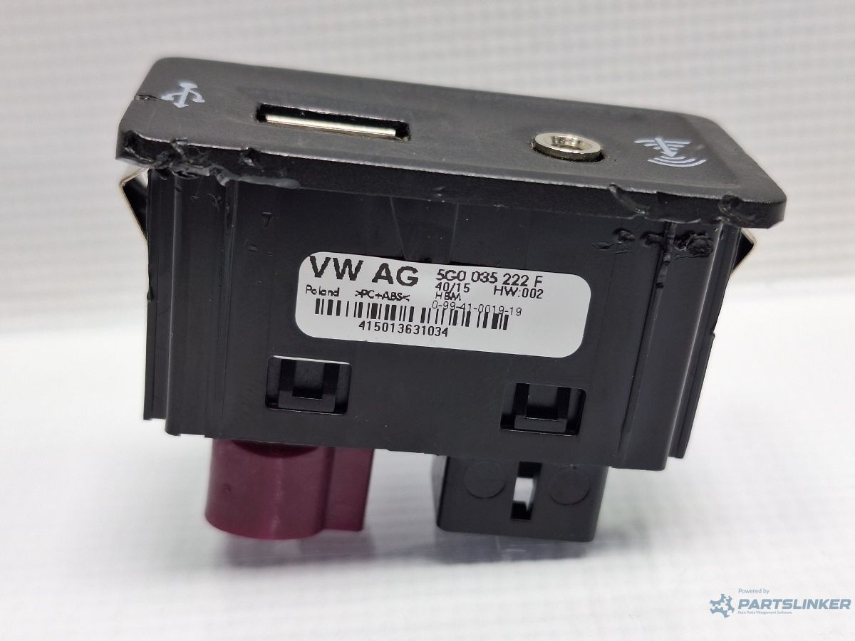 Mufa USB VOLKSWAGEN PASSAT Variant 3G5 2014 - > TDI CRLB, DBGA, DFGA 5G0035222F , 5Q0035724