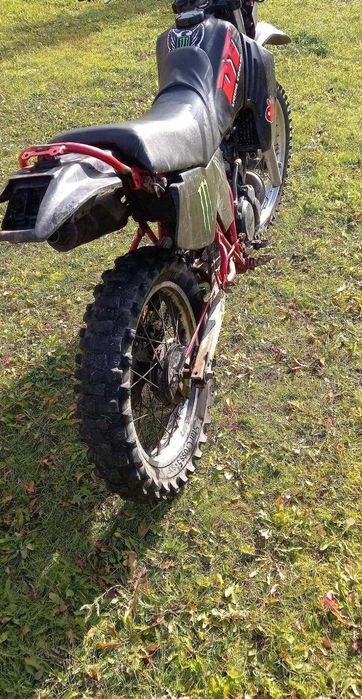 Yamaha  dt  125.