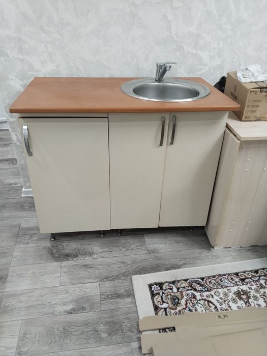 Срочно продам кухонный гарнитур