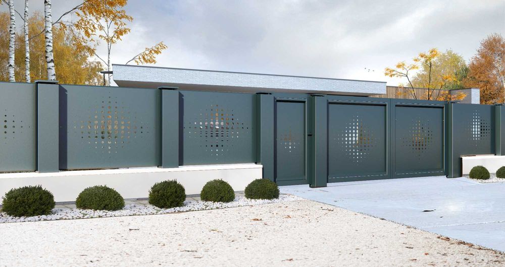 Garduri și porți metalice la comandă – pentru case moderne și elegante