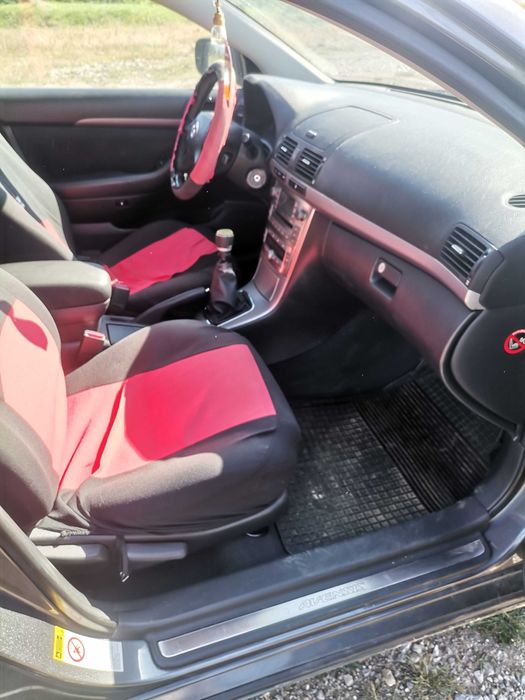 Toyota Avensis 2.0