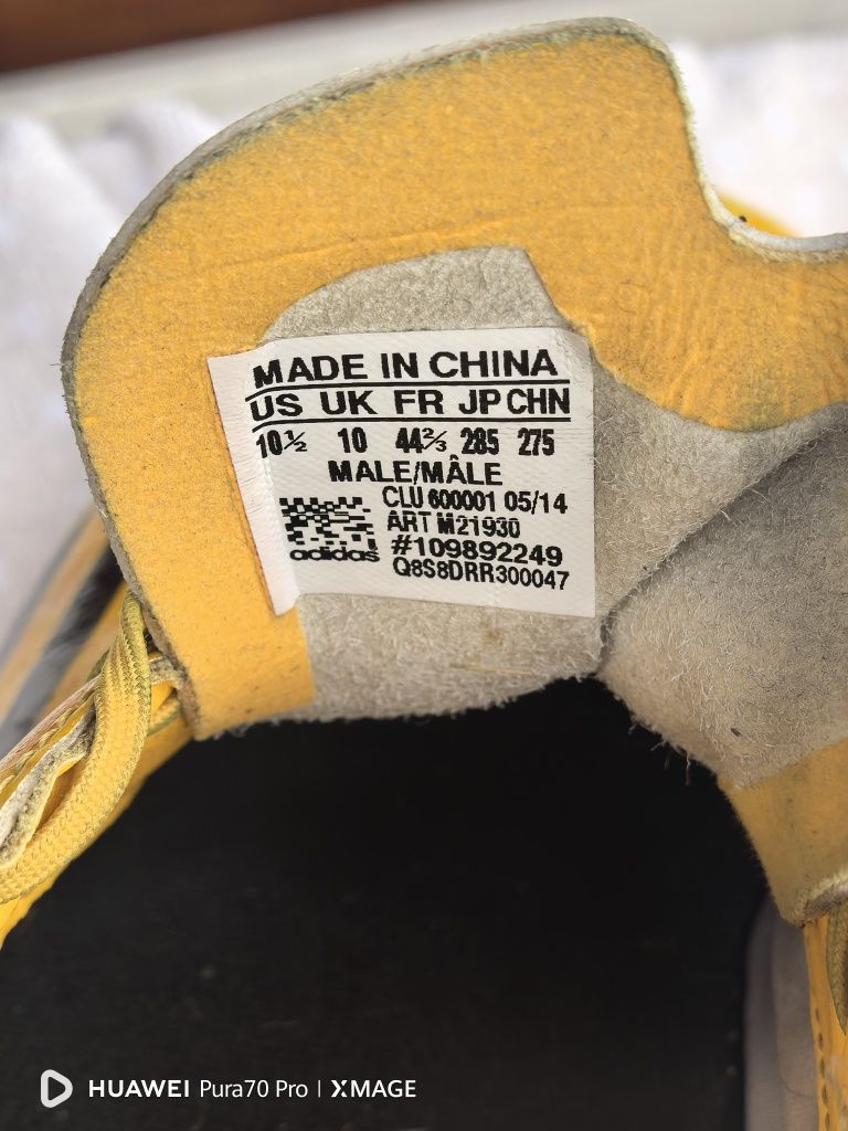 Бутонки adidas в много добро състояние номер 44 2/3. стелка 27.5