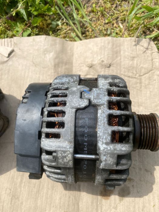 Alternator bosch Audi A4 b8, cod 03L903017E