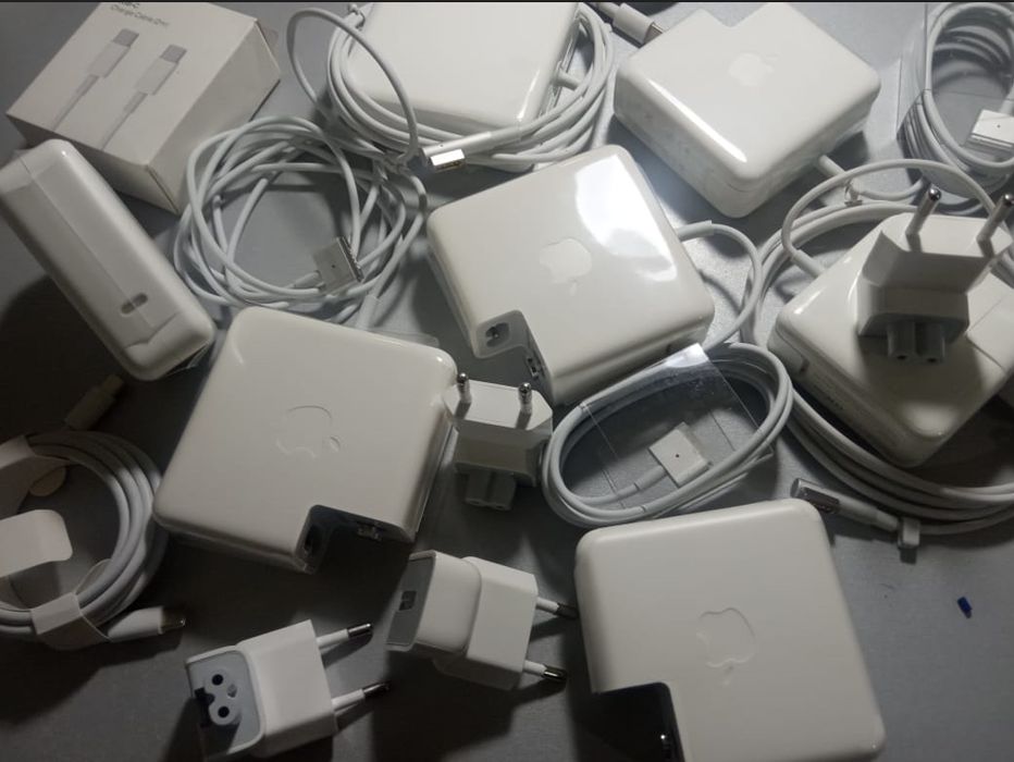 на макбук под Magsafe или Type-c Зарядка, блок питания