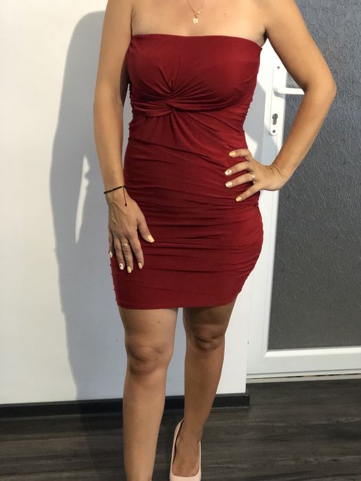 Rochie rosie eleganta