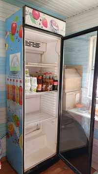 Холодильник стеклянный