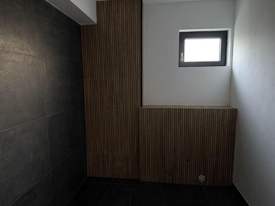 Casă de vânzare – la cheie,în Podari