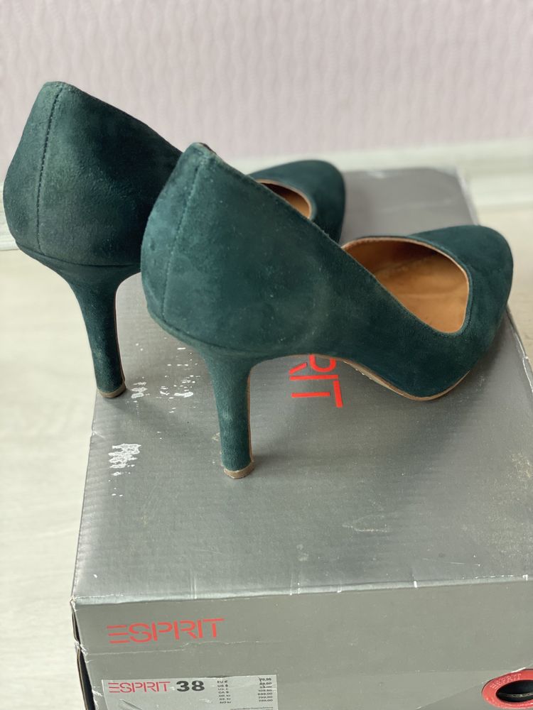 Обувки Esprit 38 номер зелен велур