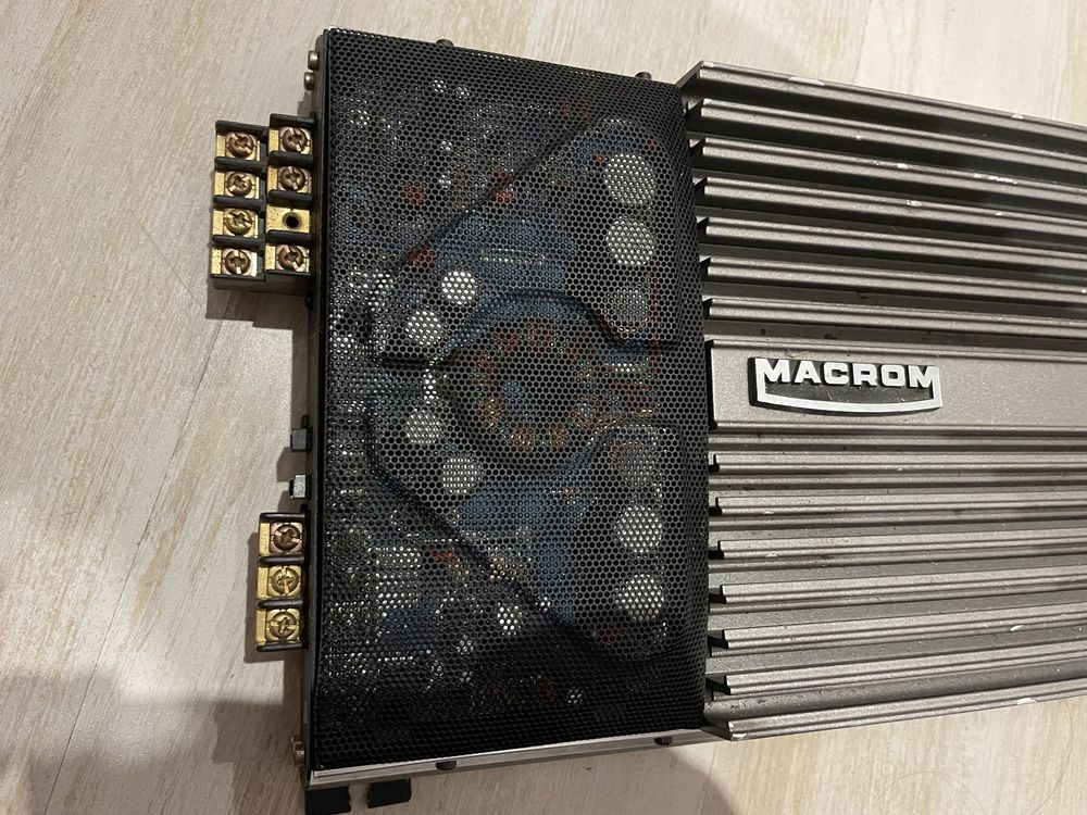 Усилвател Macrom synpower SQ4.040x