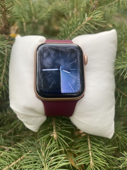 Apple Watch 6 40mm, оригинал, полный комплект.