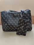 Нова Оригинална чанта guess