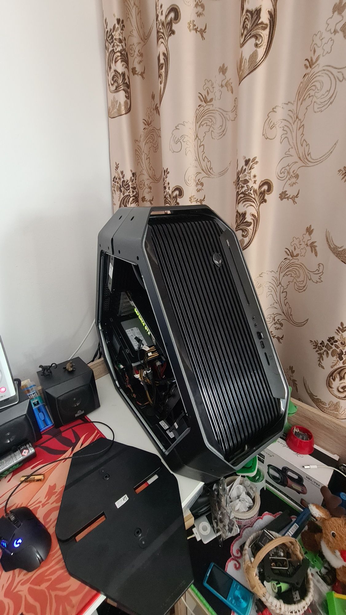 Alienware Area51 R2