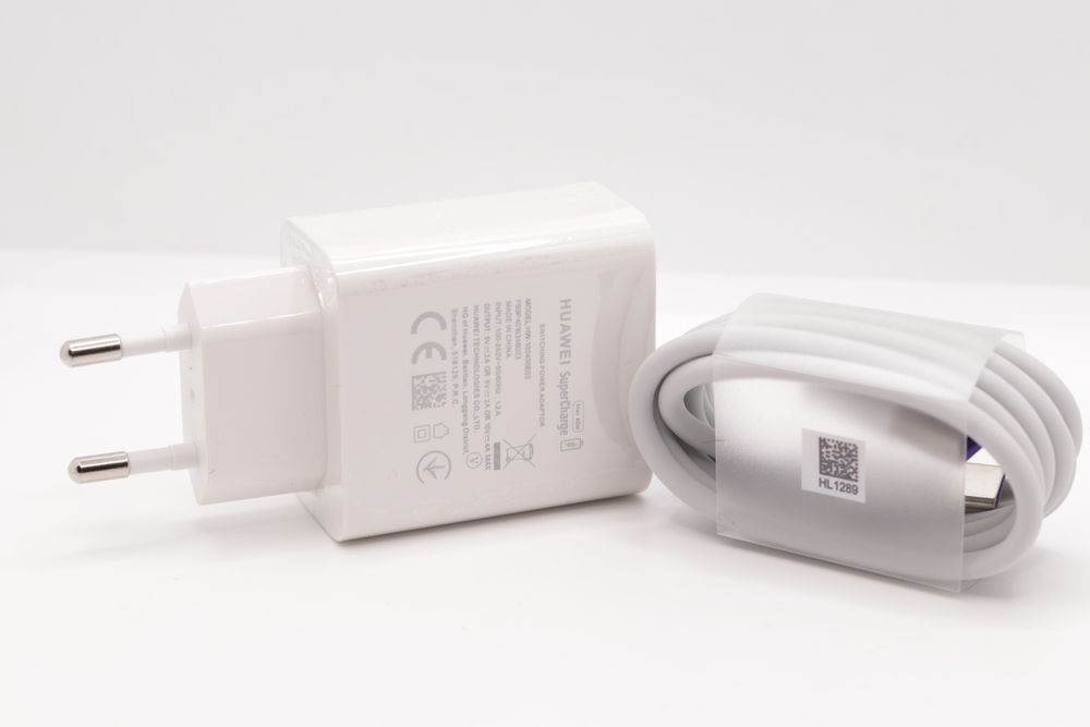 Incarcator Huawei cu cablu 40w Super Charge Sigilat-Nou-Original