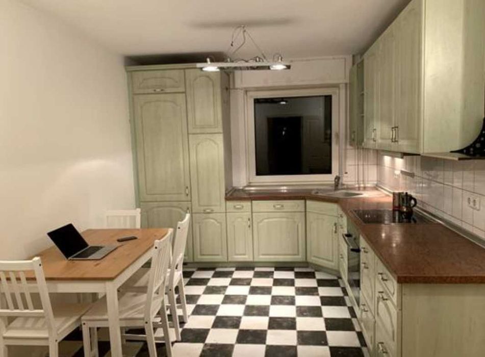 Дава се под наем Двустаен апартамент в Пловдив, Кършияка - 65 кв.м за 306 € - Снимка #2