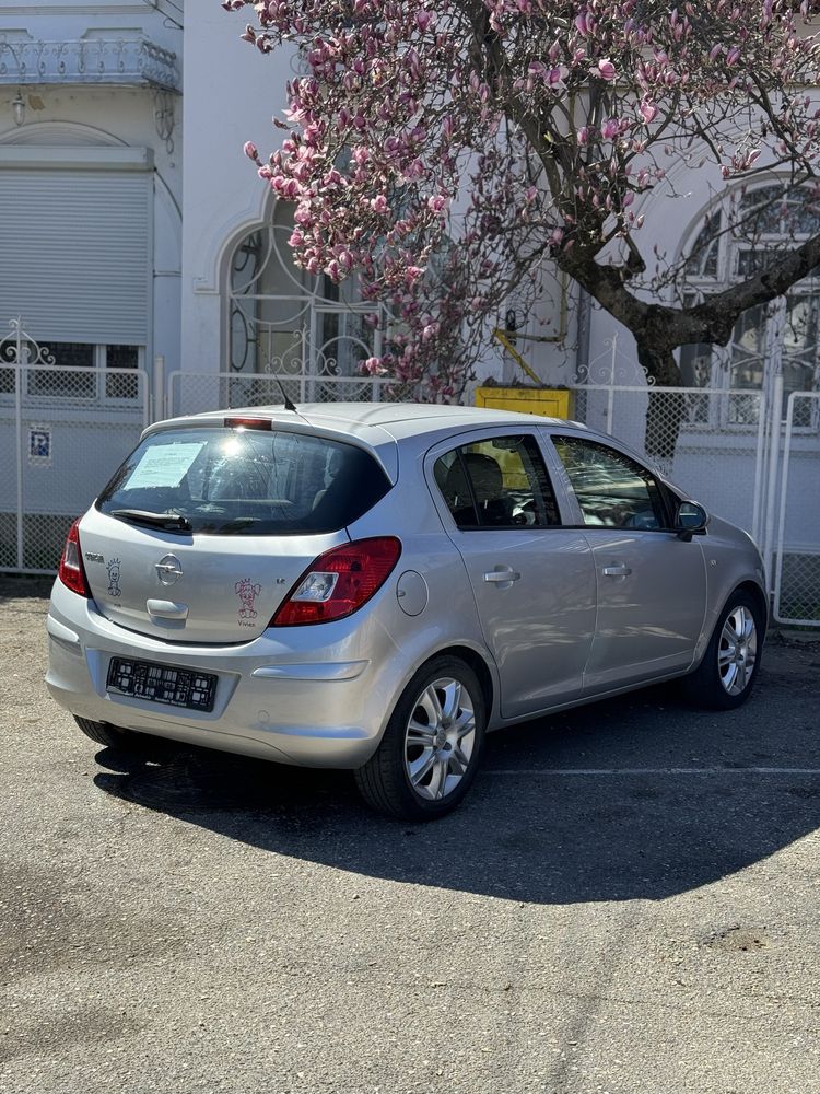 Opel Corsa 2009 1.2 benzina