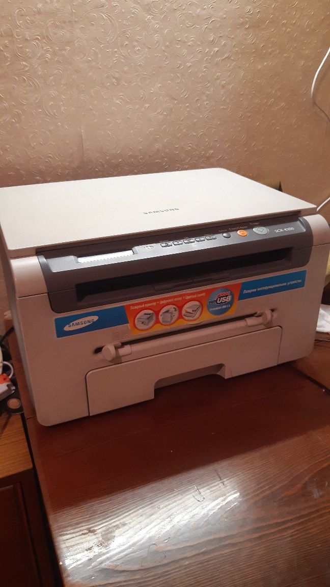 Продаю свой принтер МФУ Samsung SCX-4200