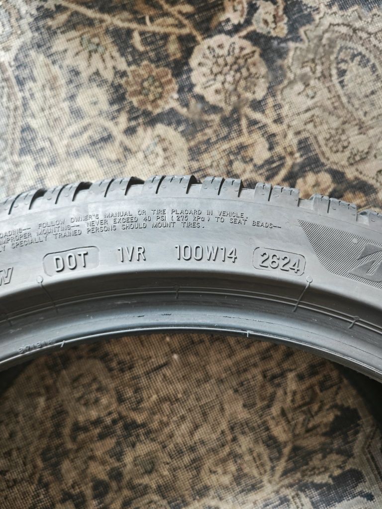 Зимни гуми BRIDGESTONE 245/40 R19