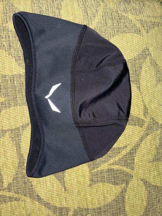 Шапка на Salewa Gore Windstopper