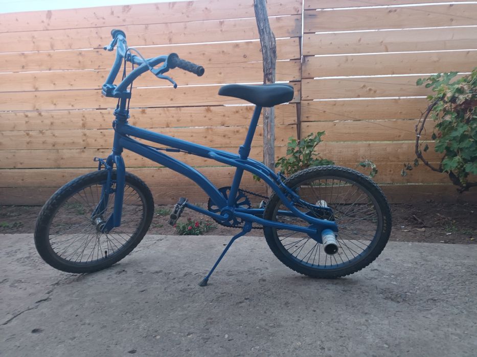 Bicicletă BMX!!!