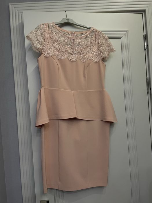 платье-персиковое