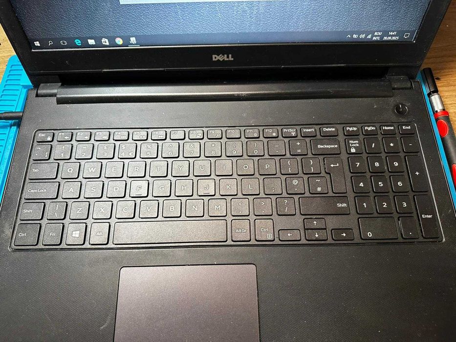 Dell Inspiron 15-3551, intel, 4 Gb ram, Hdd 1 Tb