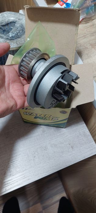 Помпа, нулевик, датчик температуры.