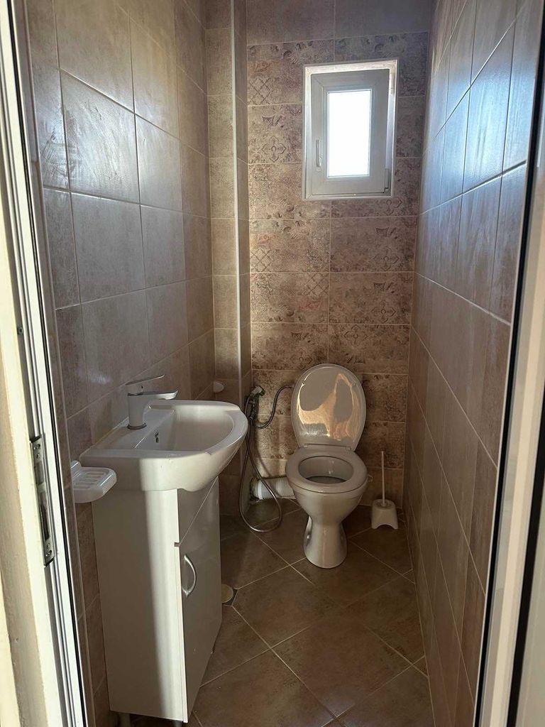 Дава се под наем Многостаен апартамент в Бургас, Сарафово - 120 кв.м за 750 € - Снимка #12