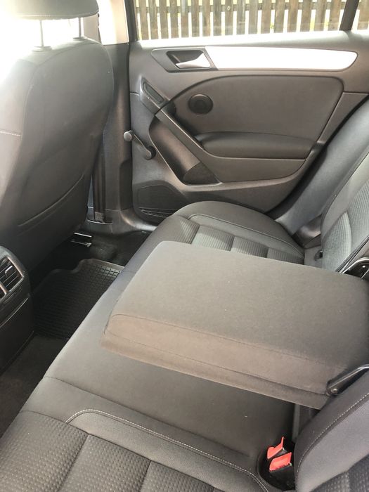 Golf 6, 1,6 TDI, 77 kw( 105 cp), climatronic, incalzire in scaune