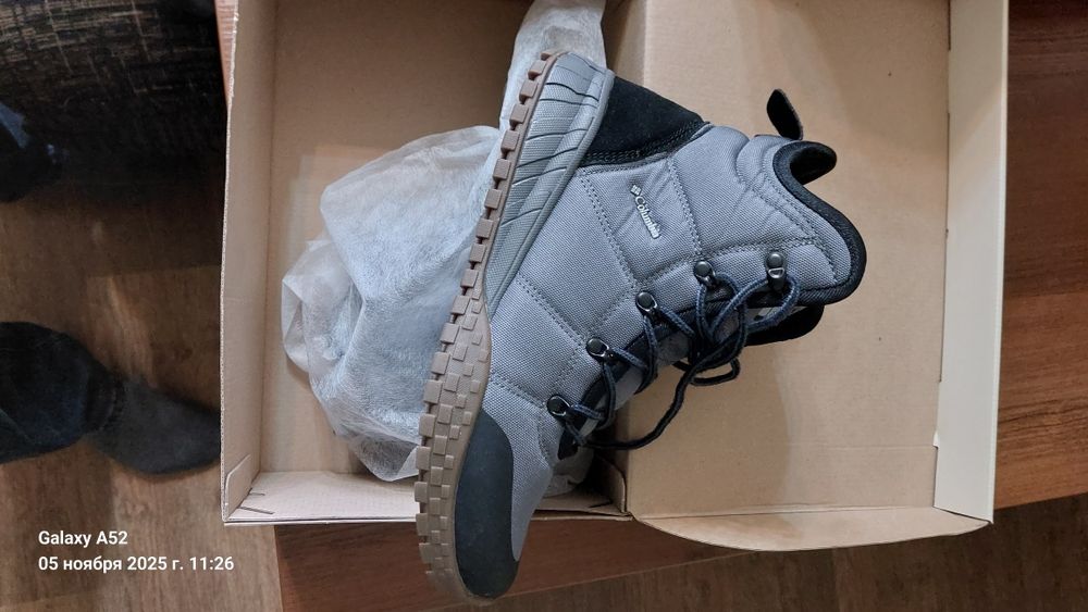 Продам зимние ботинки  мужские