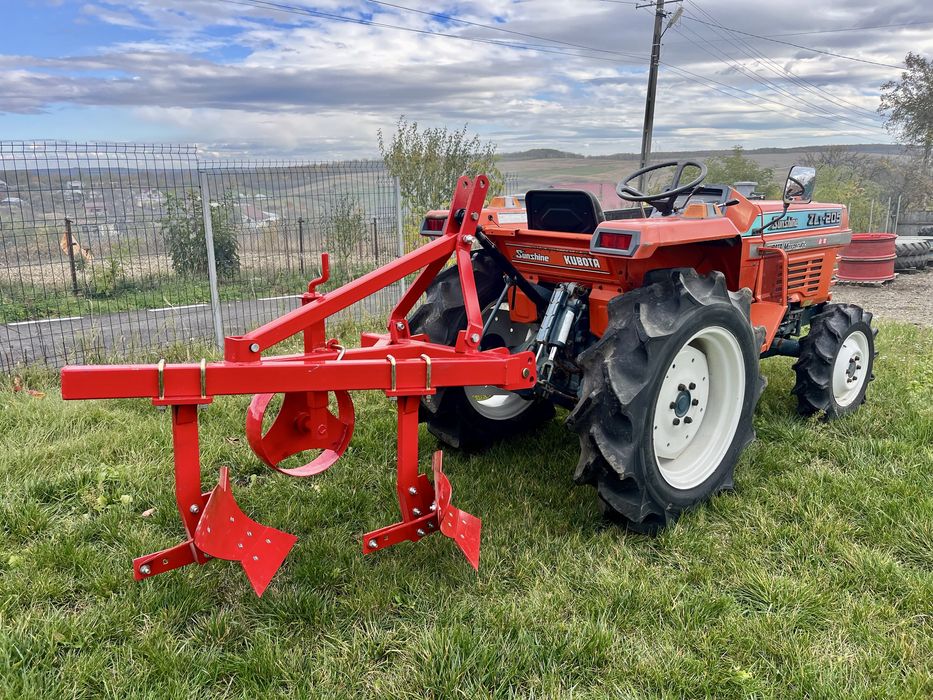 Tractor 4x4 Kubota L1-205