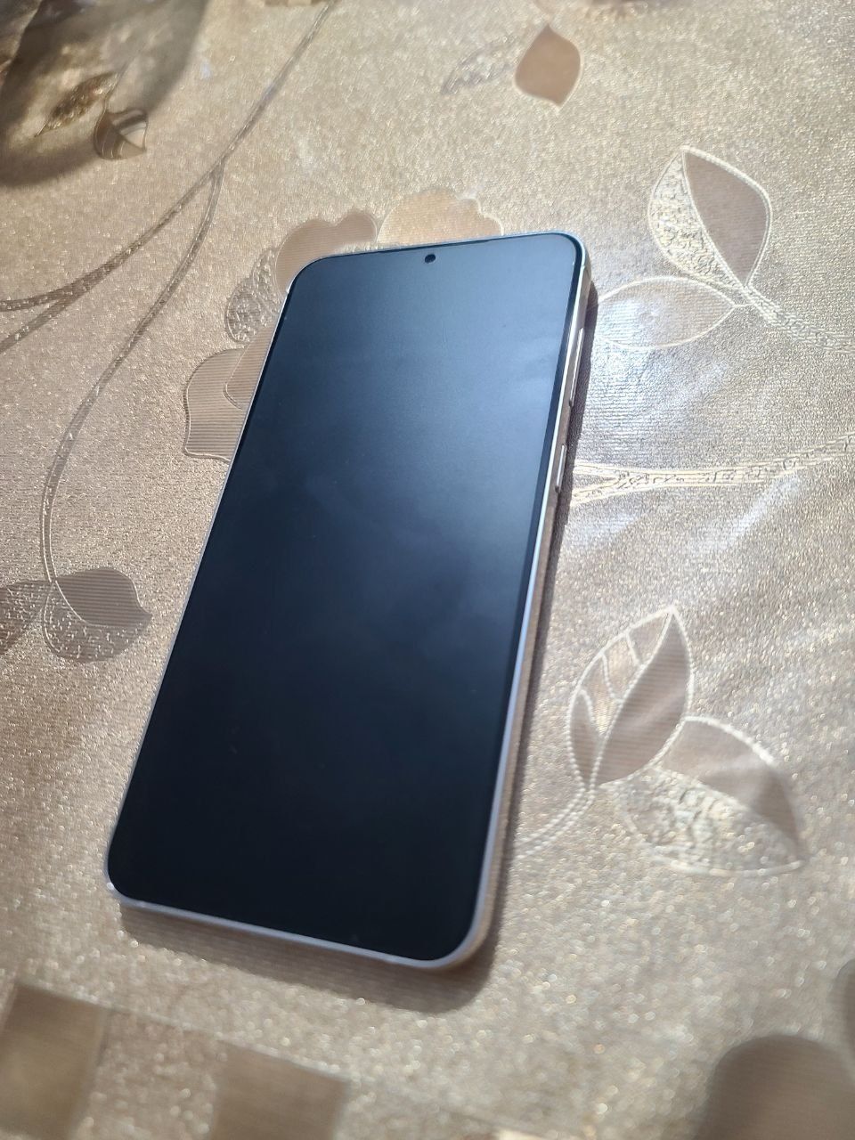 Samsung s 23 plus  8/256 gb ideal