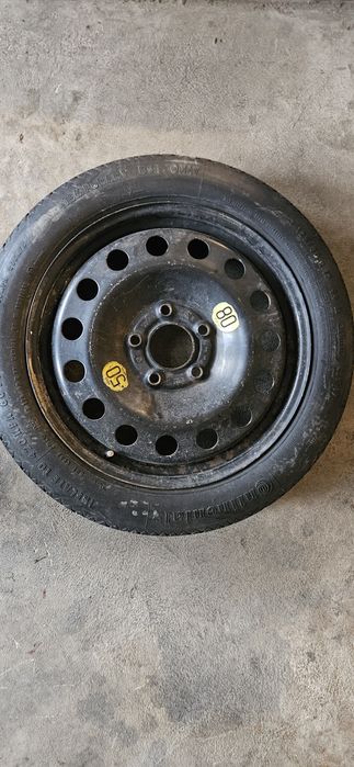 Продавам резевна гума за BMW 17"