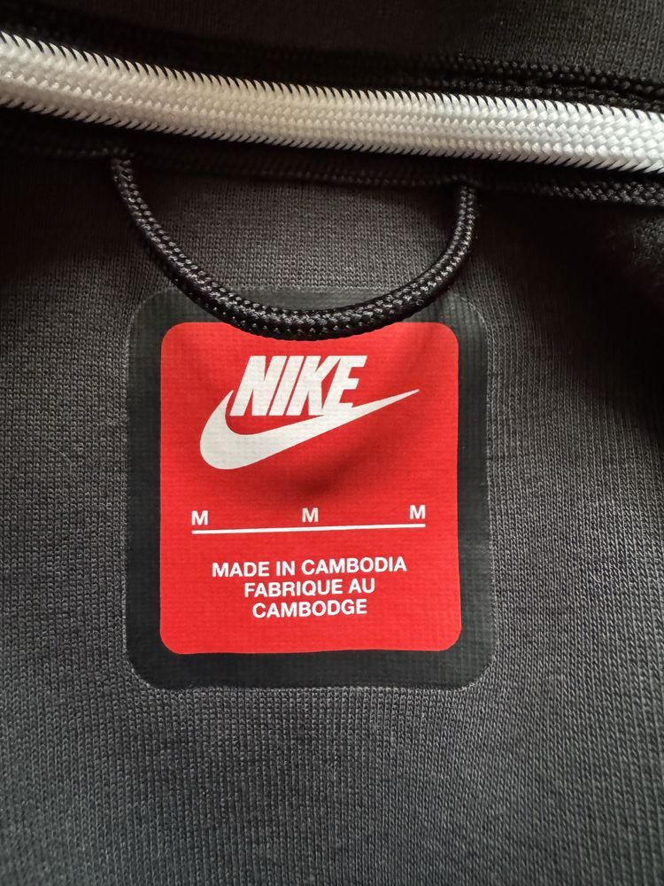Nike Tech Fleece