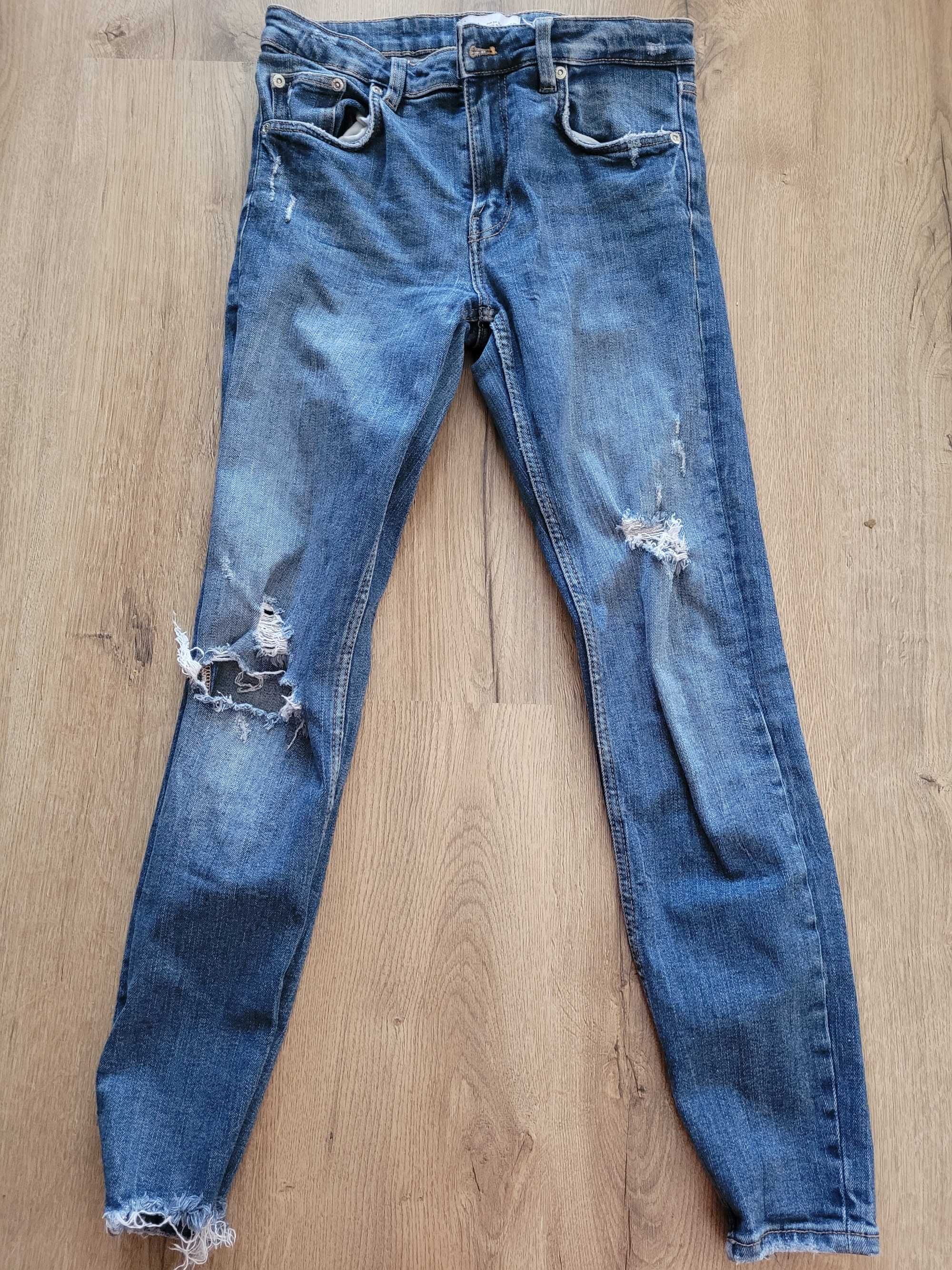 Rochii de ocazie superbe Nissa, blugi skinny, zara, pull&bear