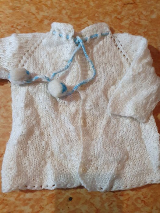 Бебешки дрешки, новички