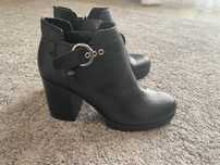 Ghete/Botine Pull&Bear dama 39